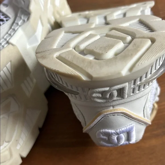 Dolce & Gabbana White Sneakers - Picture 6 of 8